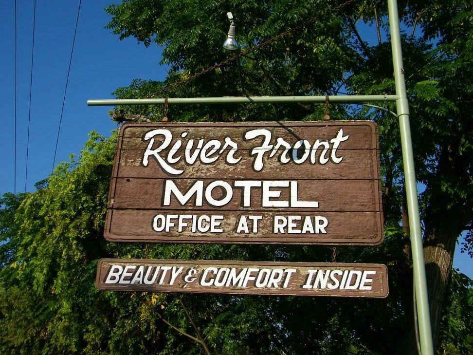 River Front Motel Бандера Экстерьер фото